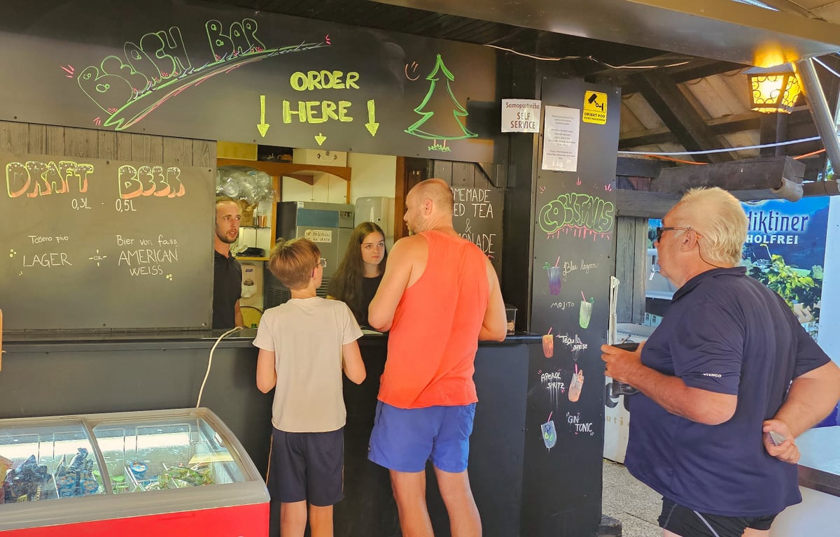 Mobirise Website Builder